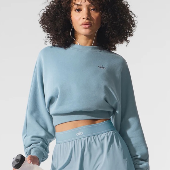 Alo Accolade Cropped Crewneck Celestial Blue - Picture 1 of 6